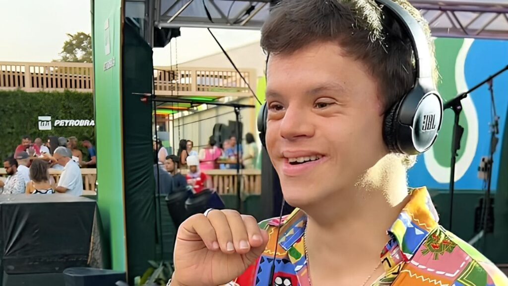 ‘DJ JP’ se convierte en el primer DJ con síndrome de Down en actuar en ‘Rock in Río’: «Somos muchos más que la discapacidad»