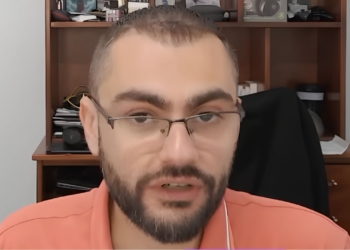 Javier Cantos, denuncia una situación discriminatoria hacia su hijo con autismo