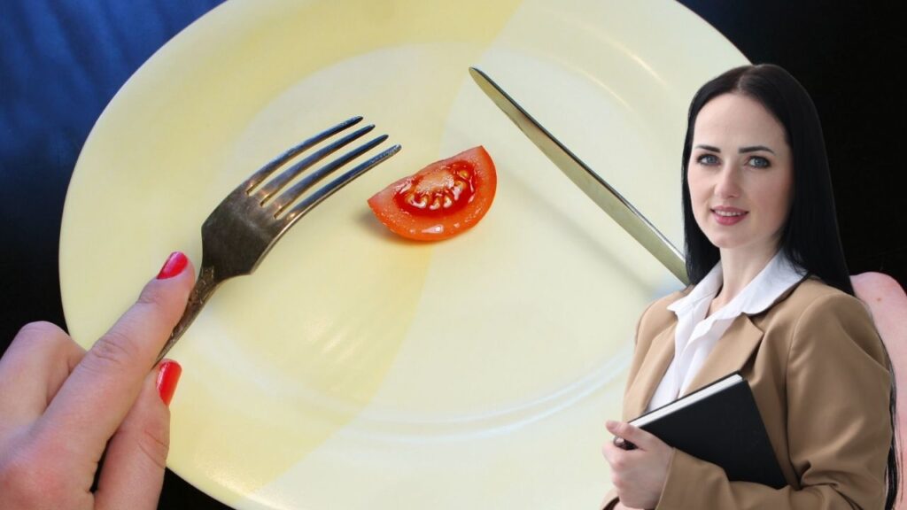 La psicología dice que dejar siempre un poco de comida en el plato no responde solo a la saciedad