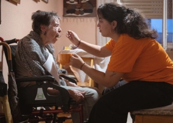 Maricarmen, mujer de 87 años con discapacidad que ha sido desahuciada