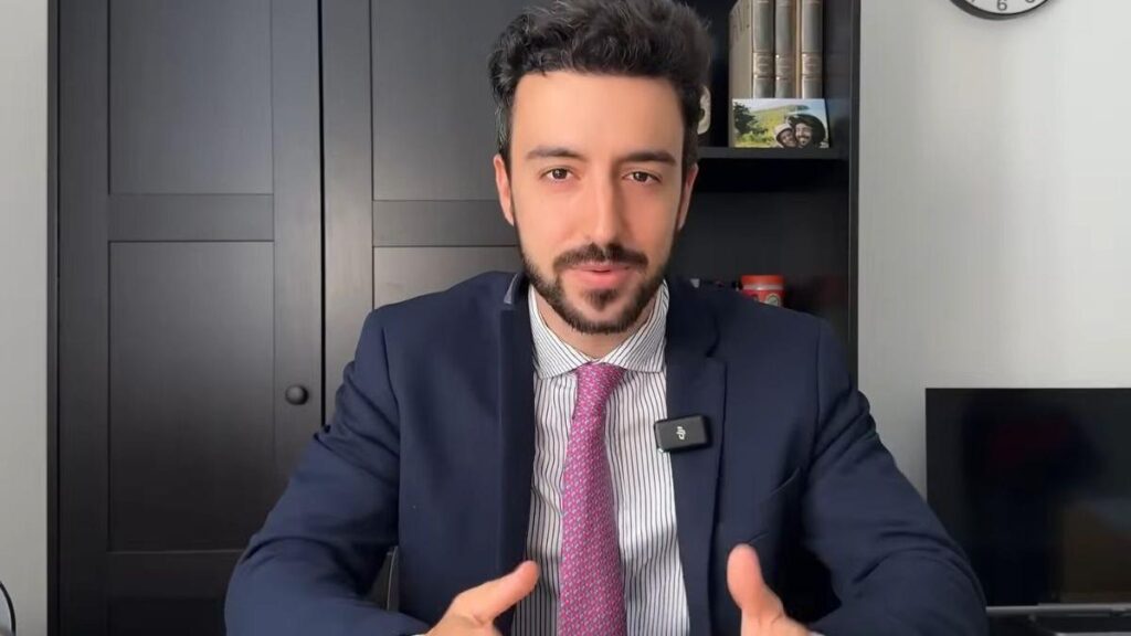 Miguel Benito, abogado laboralista: «En España, el criterio de acceso a la incapacidad permanente es totalmente restrictivo»
