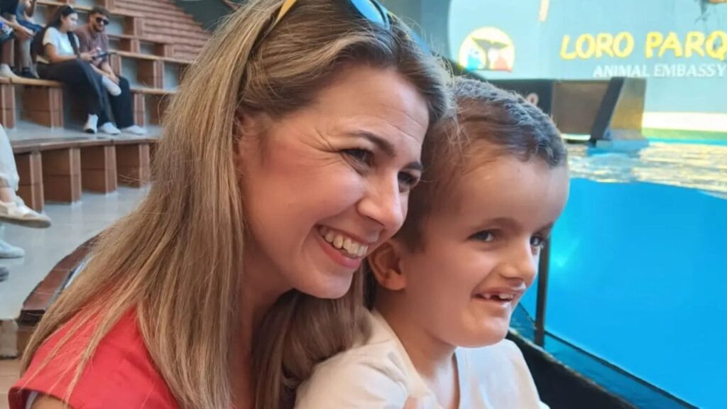 Miriam Peralta, periodista y madre de un niño con discapacidad: «Me duele muchísimo cuando alguien mira a mi hijo con pena»