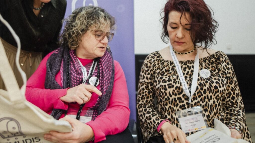 Mujeres con discapacidad en España reivindican su derecho a ser madres: «A ninguna mujer se le cuestiona ese derecho»