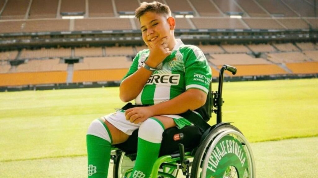 El Real Betis ‘ficha’ a Rubén de la Bandera, un niño de 11 años con espina bífida: «Es un supercampeón»