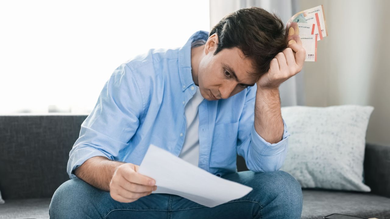 Un trabajador logra una incapacidad permanente total y descubre que cobraba menos de lo que le correspondía