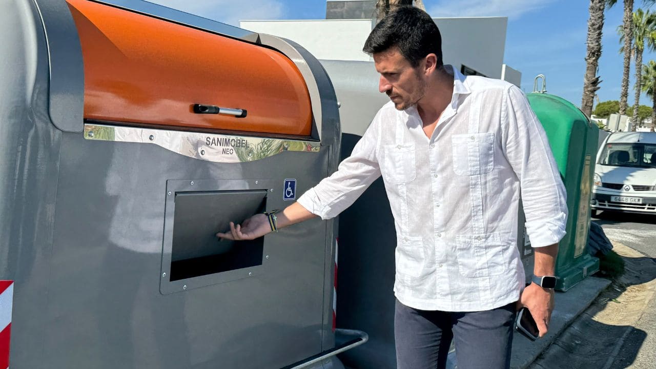 Contenedores accesibles para personas con movilidad reducida