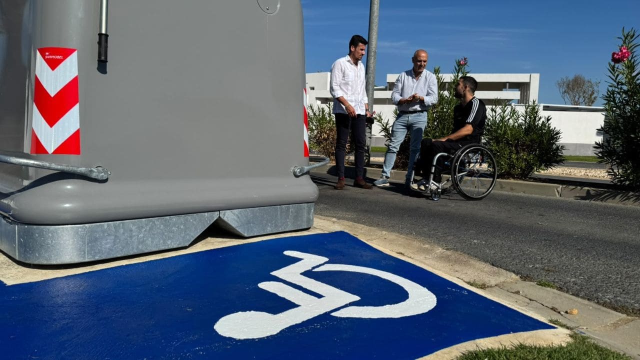 Contenedores accesibles para personas con movilidad reducida