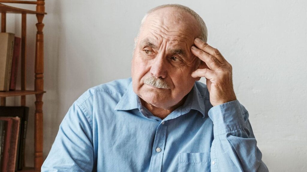La Seguridad Social lo confirma: Los españoles tendrán que cotizar un mínimo de 38 años y 6 meses para jubilarse con 65 años de edad
