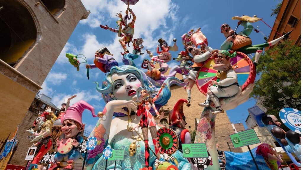 COCEMFE propone 9 medidas para mejorar la accesibilidad en las Fallas de Valencia: «Están lejos de ser una fiesta totalmente inclusiva»