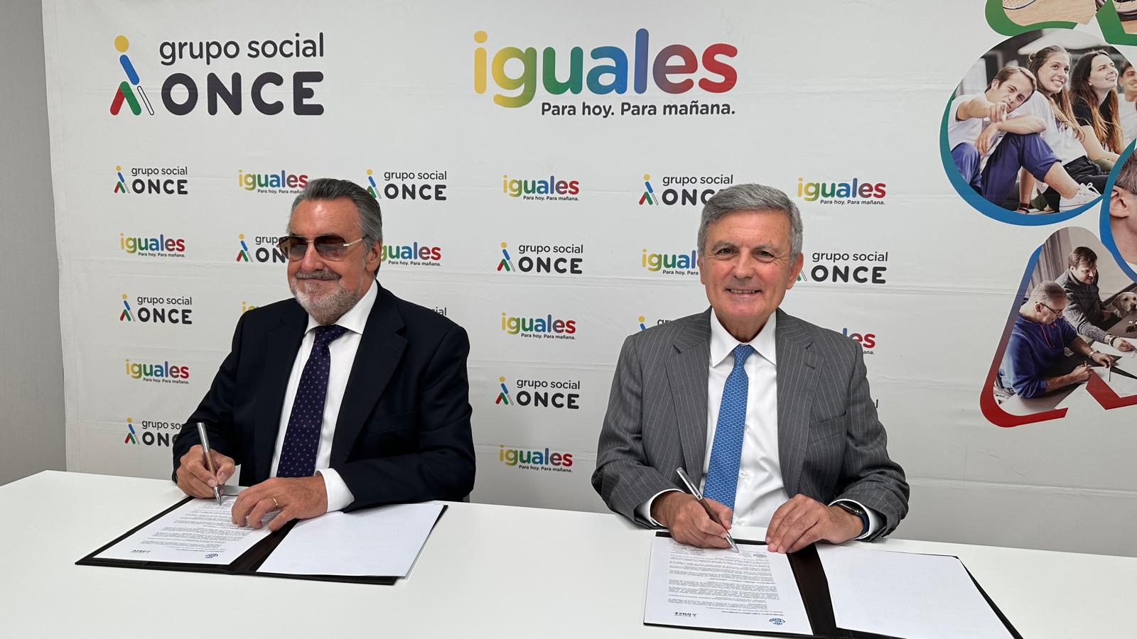 Firma acuerdo Correos_Grupo Social ONCE