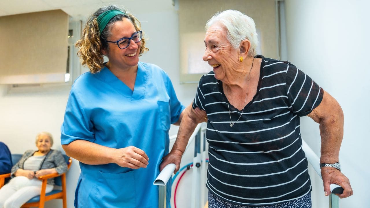 Personas mayores en situación de dependencia en centros residenciales