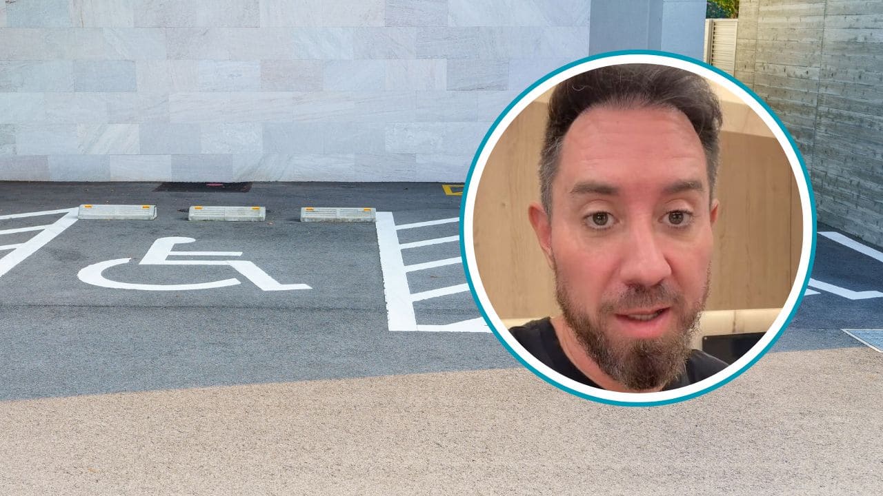 Sebastián Méndez, creador de contenidos, denuncia el uso inadecuado de las plazas PMR